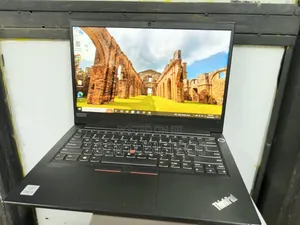 Laptop Lenovo ThinkPad E14 Gen 1 8GB Intel Core i5 SSD 128GB