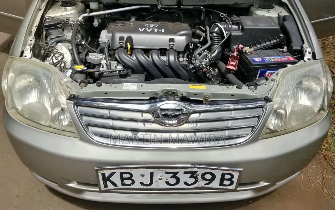 Toyota Corolla 2005 Silver
