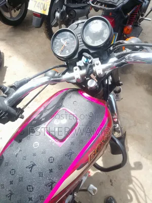 Bajaj Boxer 100 2024 Red