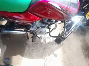 Bajaj Boxer 100 2024 Red