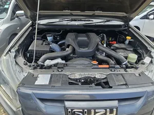 Isuzu D-MAX 2020 Gold