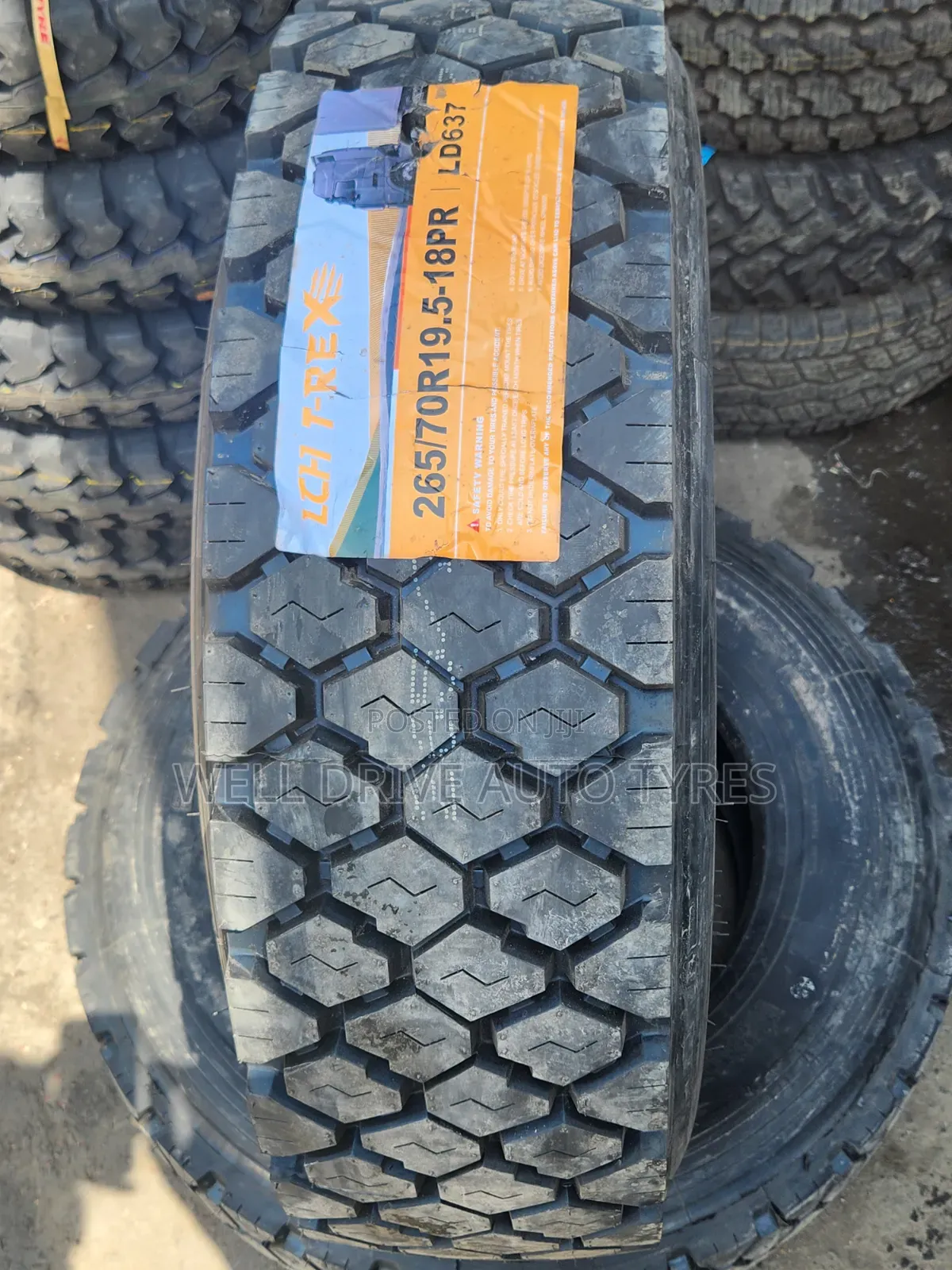 265/70r19.5 LCH-Trex Tyres Diff/Back