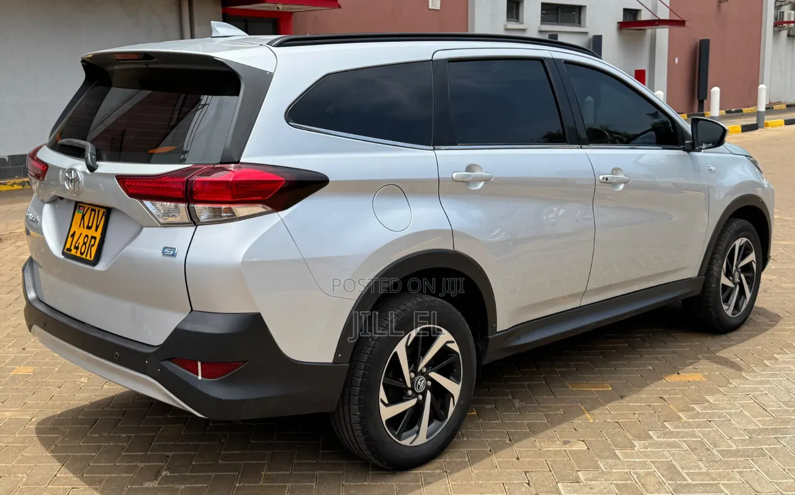 Toyota Rush 1.5 AWD 2018 Silver