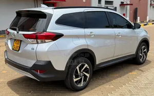 Toyota Rush 1.5 AWD 2018 Silver