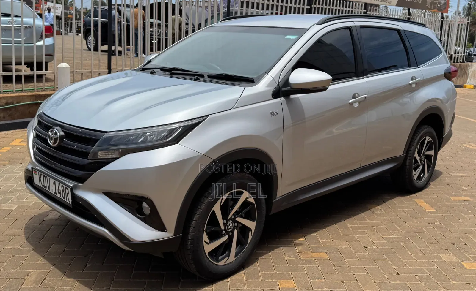Toyota Rush 1.5 AWD 2018 Silver
