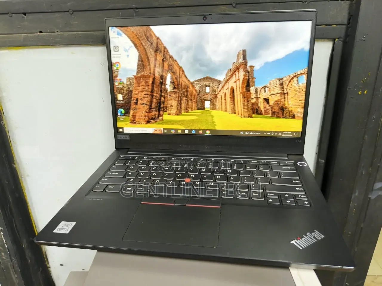 Laptop Lenovo ThinkPad E14 Gen 1 8GB Intel Core i5 SSD 128GB