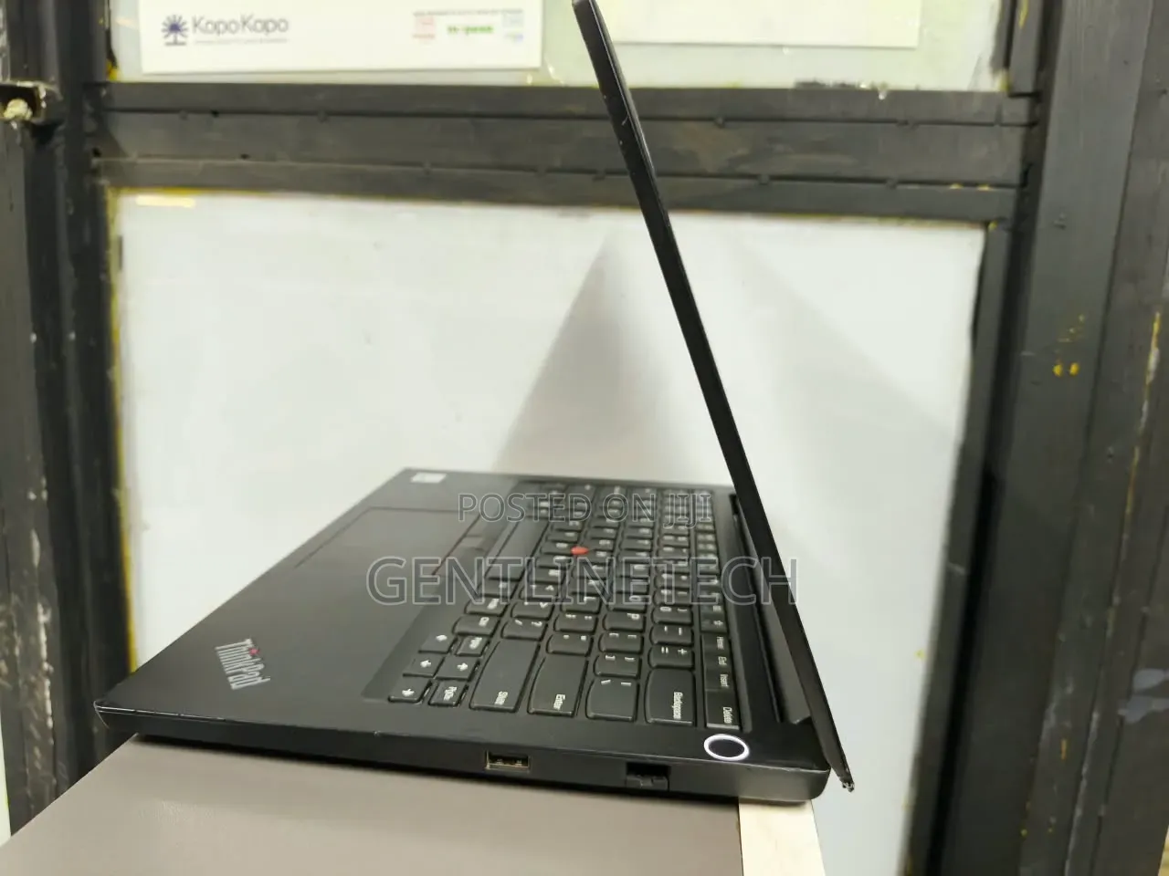 Laptop Lenovo ThinkPad E14 Gen 1 8GB Intel Core i5 SSD 128GB