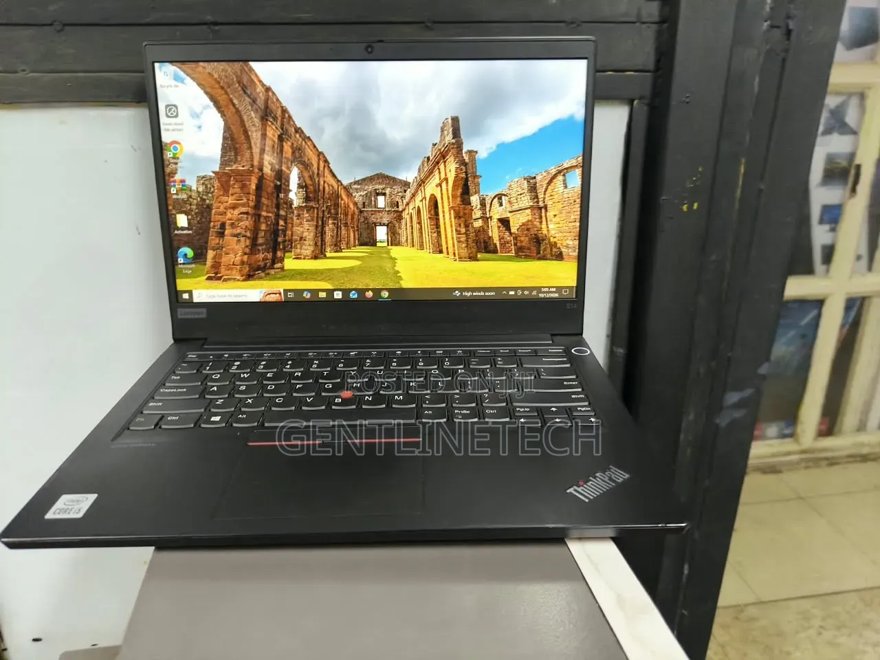 Laptop Lenovo ThinkPad E14 Gen 1 8GB Intel Core i5 SSD 128GB
