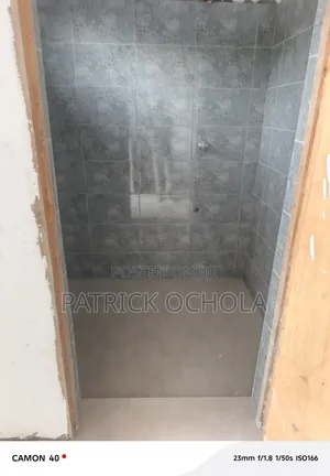 Tiling Man