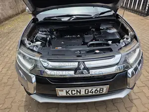 Mitsubishi Outlander 2016 Silver
