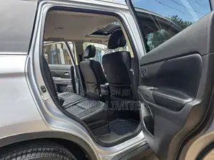 Mitsubishi Outlander 2016 Silver