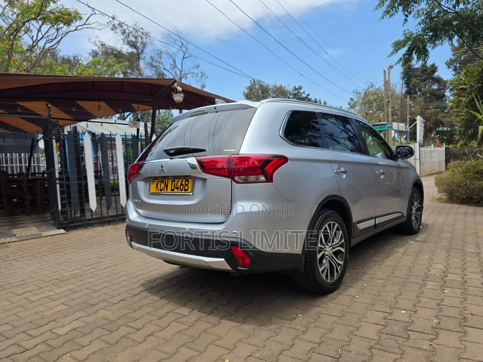 Mitsubishi Outlander 2016 Silver
