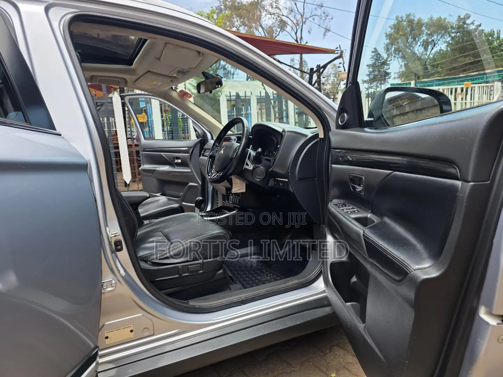 Mitsubishi Outlander 2016 Silver