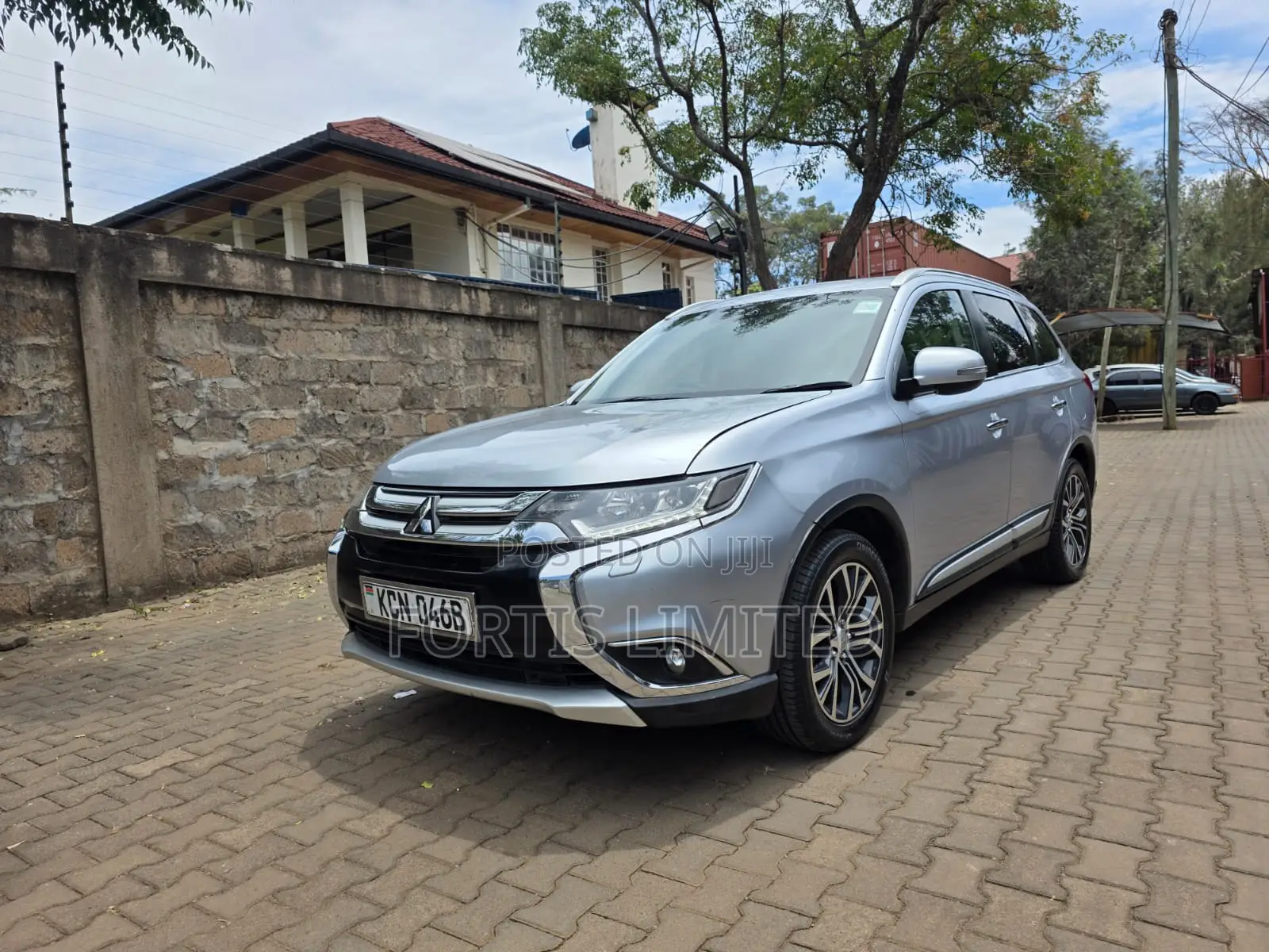 Mitsubishi Outlander 2016 Silver