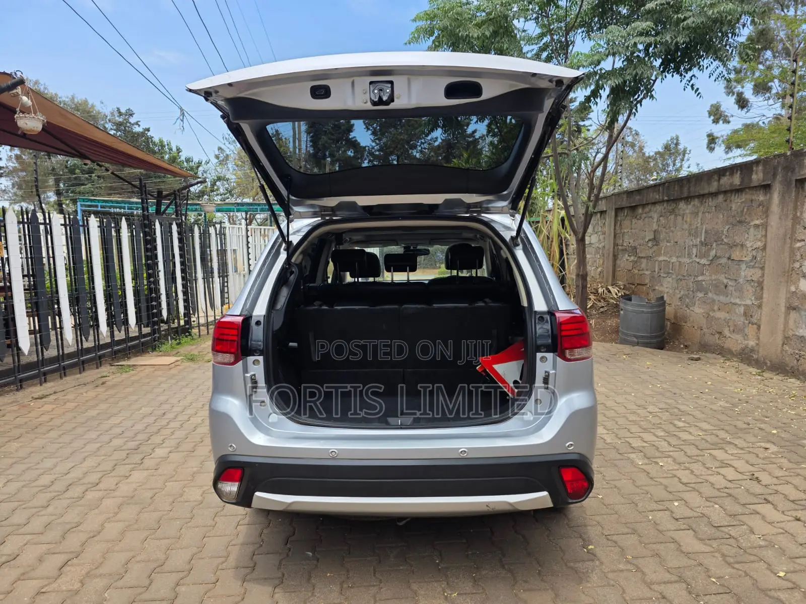 Mitsubishi Outlander 2016 Silver