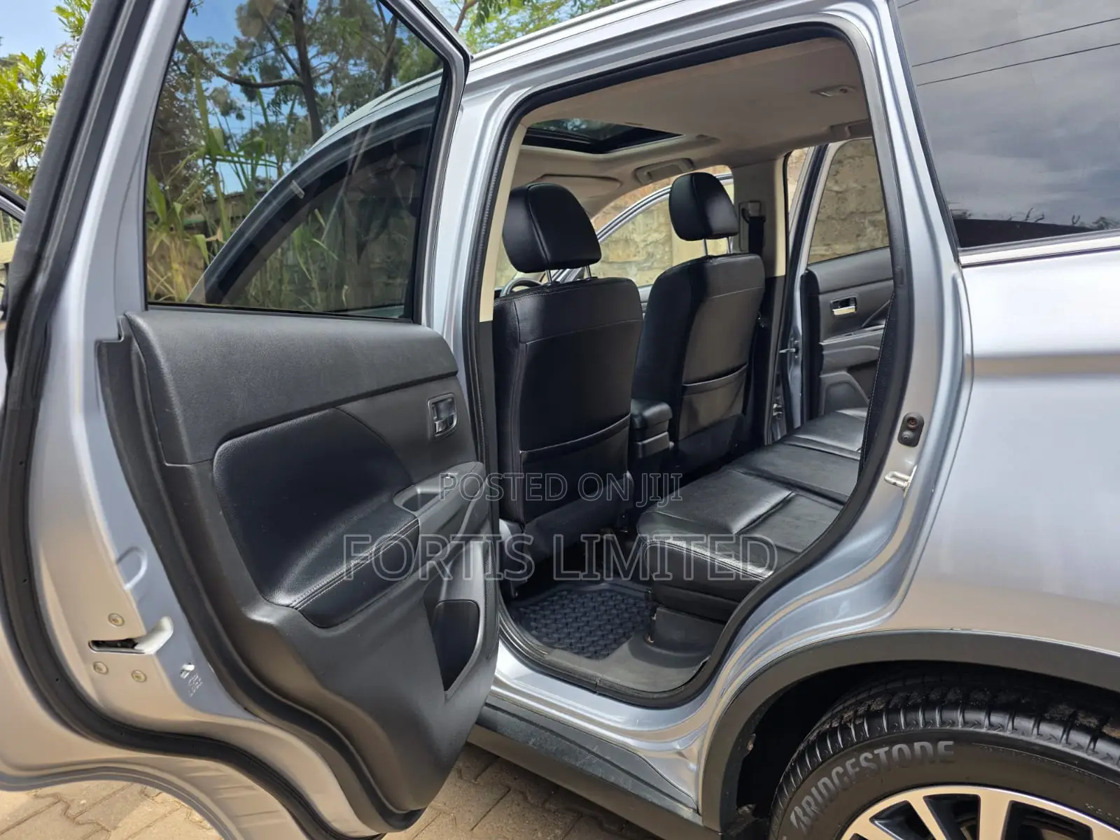 Mitsubishi Outlander 2016 Silver