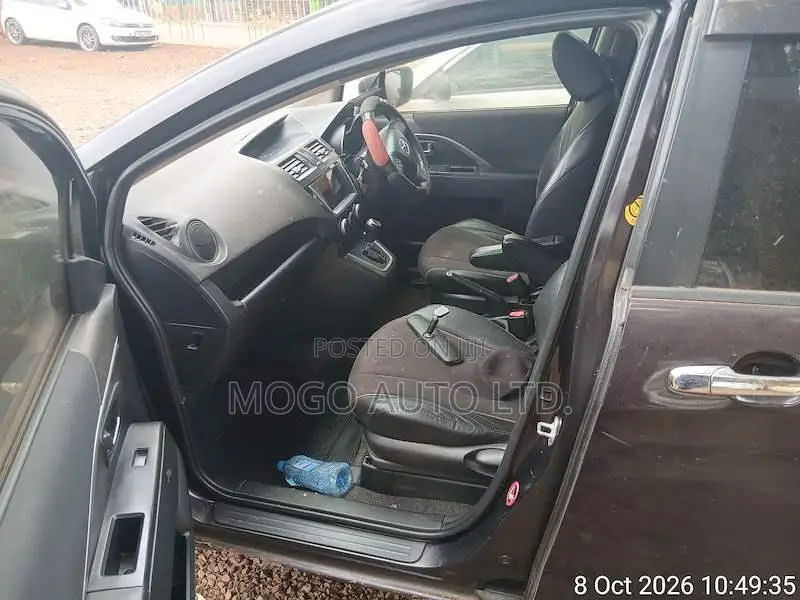 Mazda Premacy 2013 Purple
