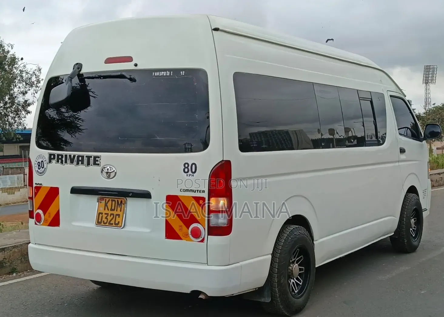 Toyota HiAce 2014 White