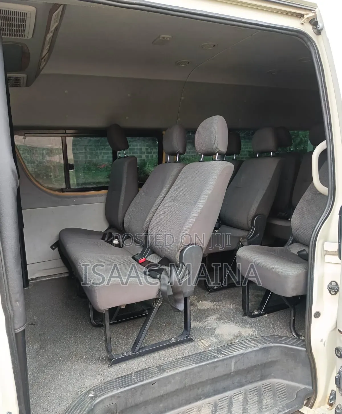 Toyota HiAce 2014 White