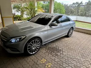 Mercedes-Benz C200 2015 Silver