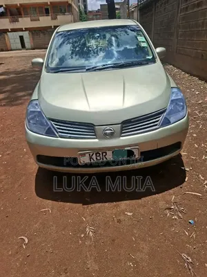 Nissan Tiida 1.5L 16V 2006 Gold