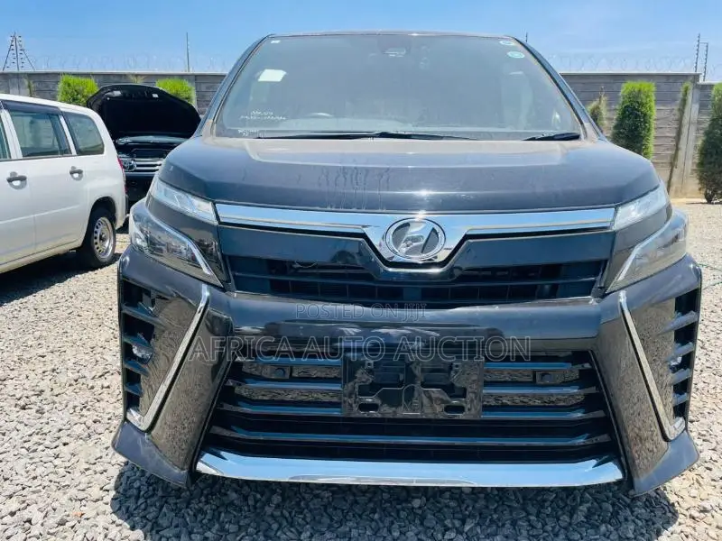 Toyota Voxy 2019 Black