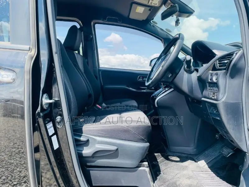 Toyota Voxy 2019 Black