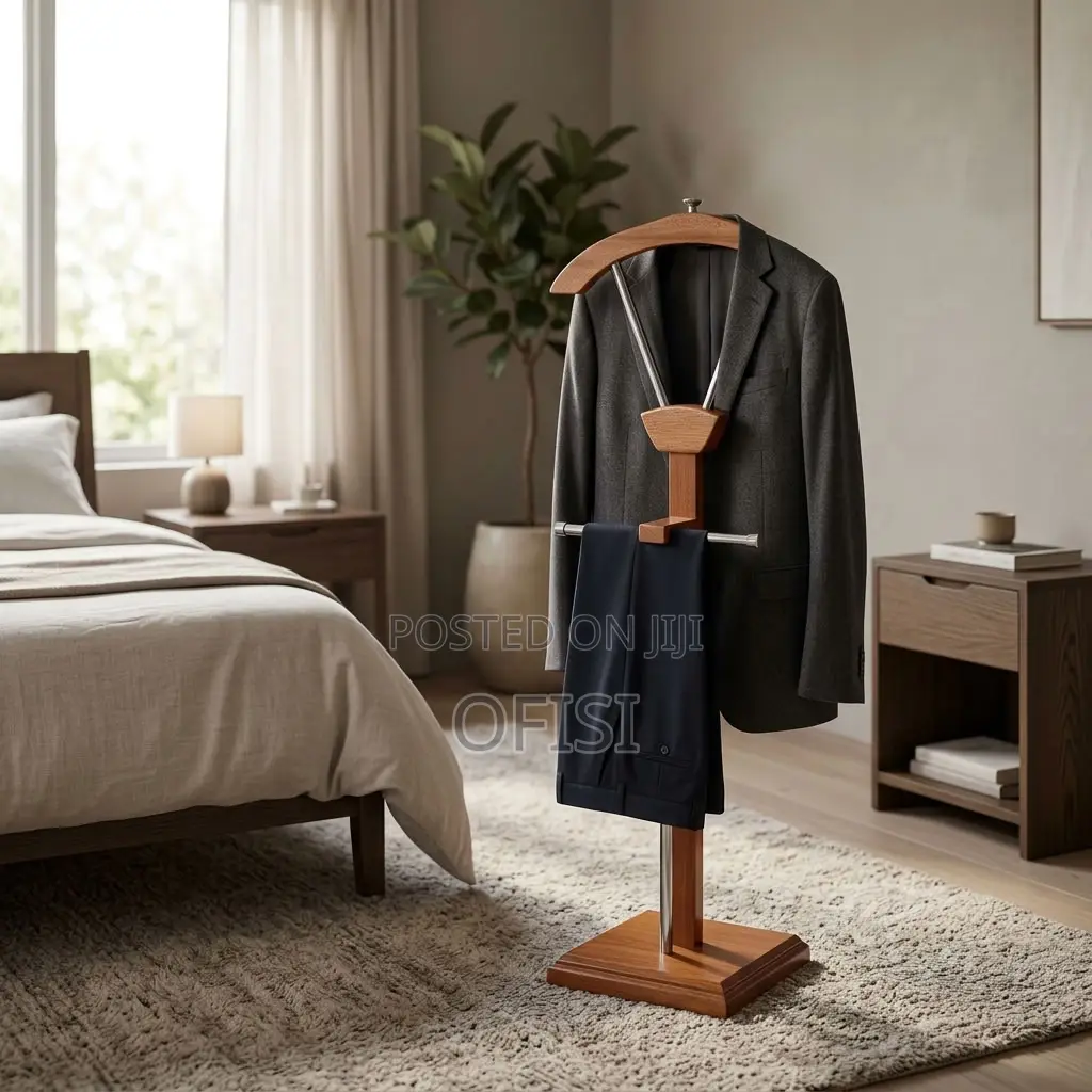 Coat Hanger; Mahogany Standing Coat Rack