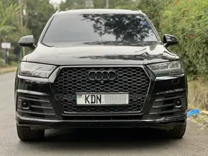 Audi Q7 2016 Black