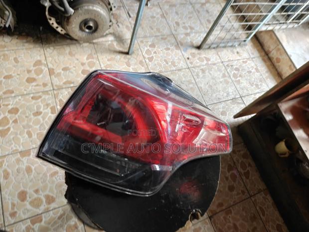 Toyota Rav 4 2018 Model Tailight - main view