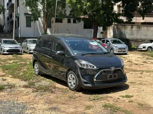 Toyota Sienta 2019 Black