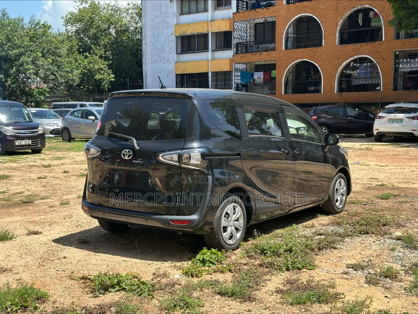 Toyota Sienta 2019 Black