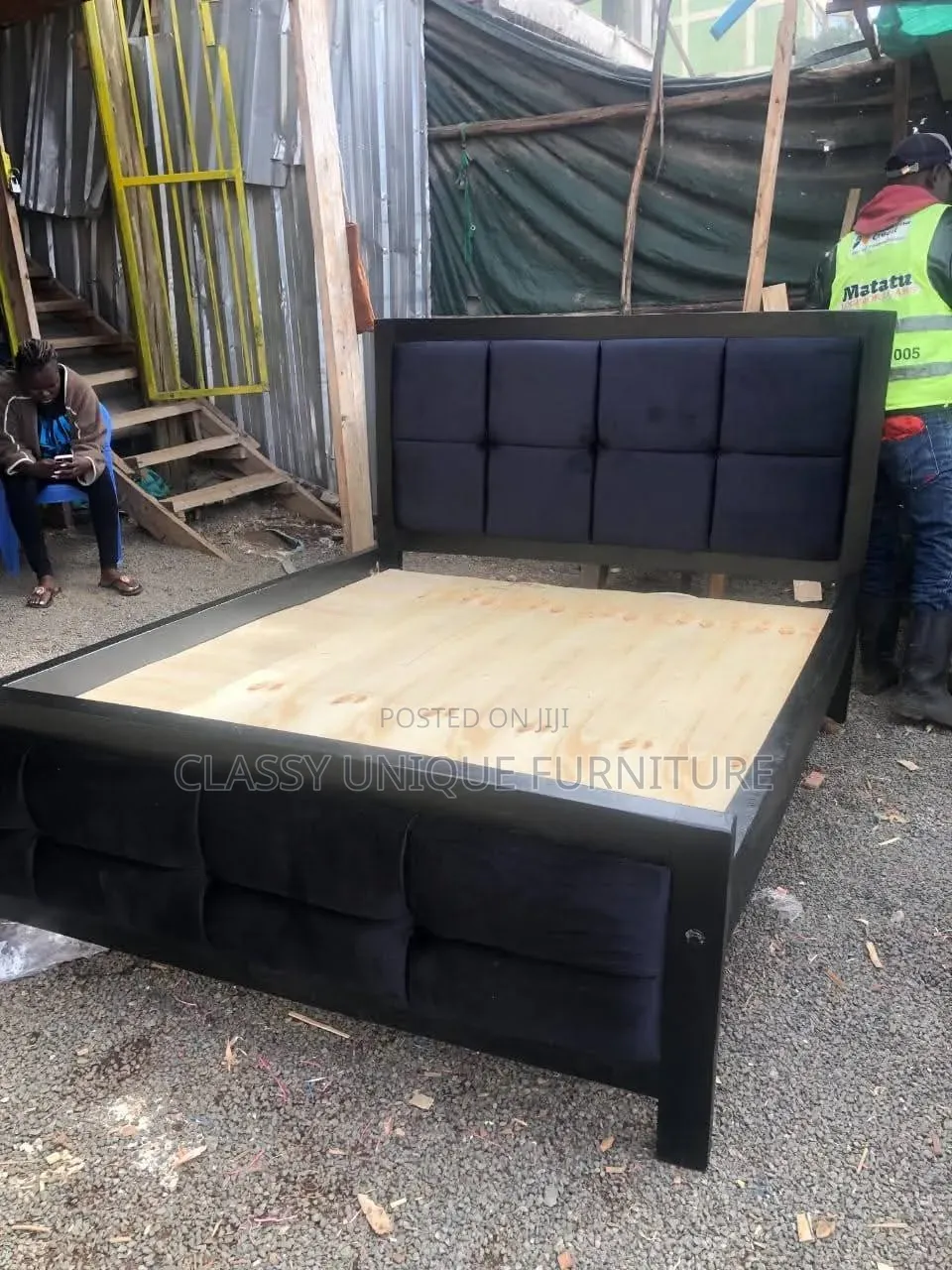 Black Bed 5x6