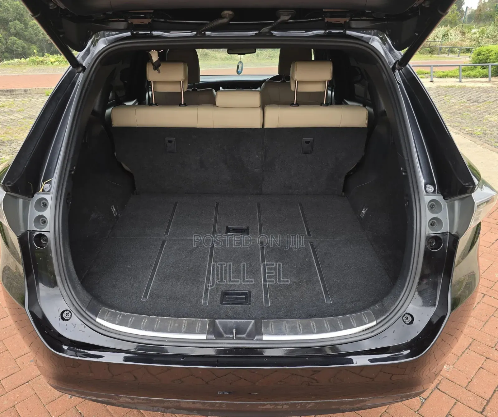 Toyota Harrier 2.0 2014 Black