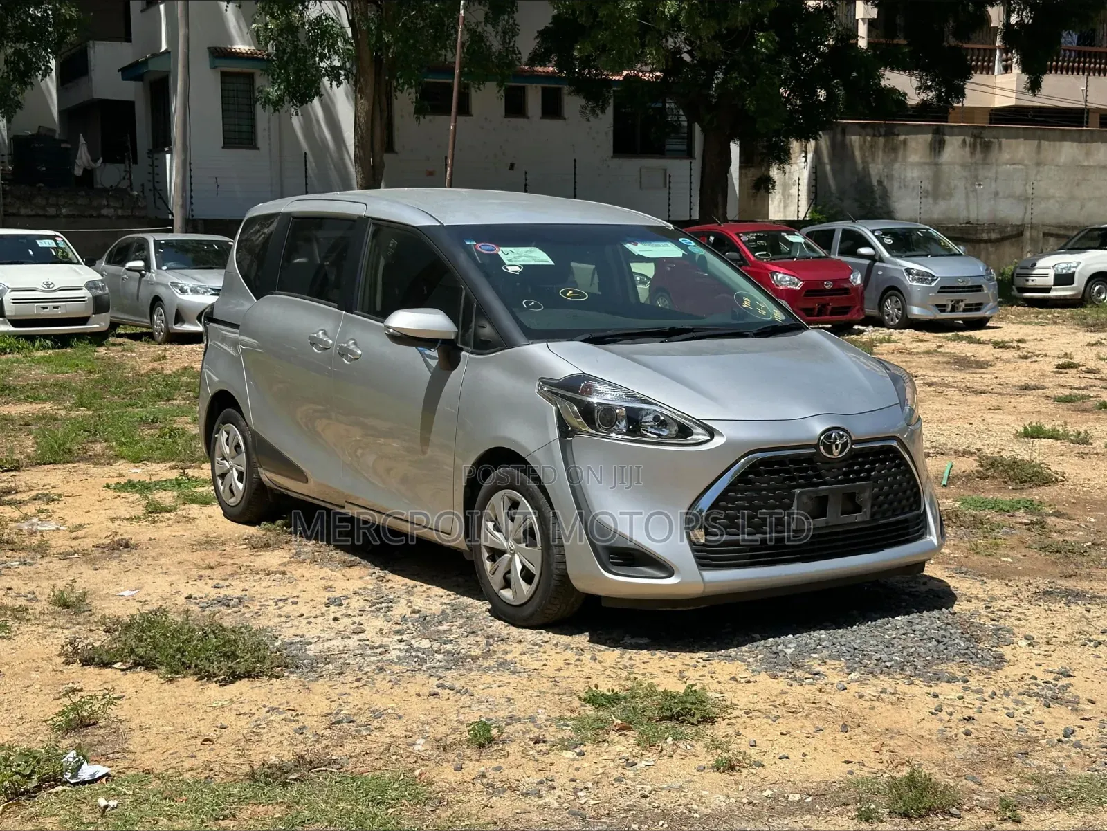 Toyota Sienta 2019 White