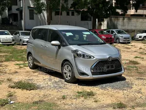 Toyota Sienta 2019 White