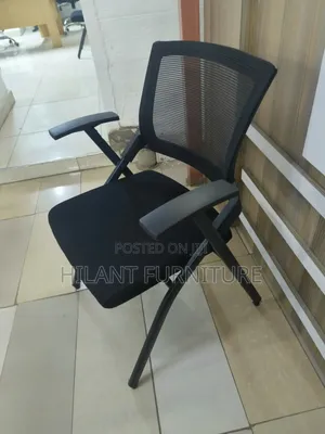Black Fabric Heavy-Duty Foldable Chair