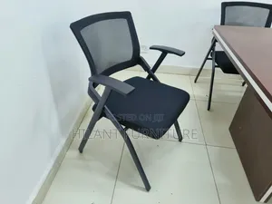 Black Fabric Heavy-Duty Foldable Chair
