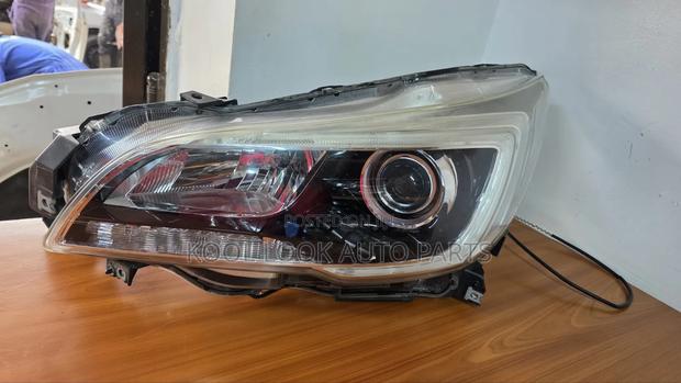 Subaru Legacy Bs9 Xenon Headlights - thumbnail 2