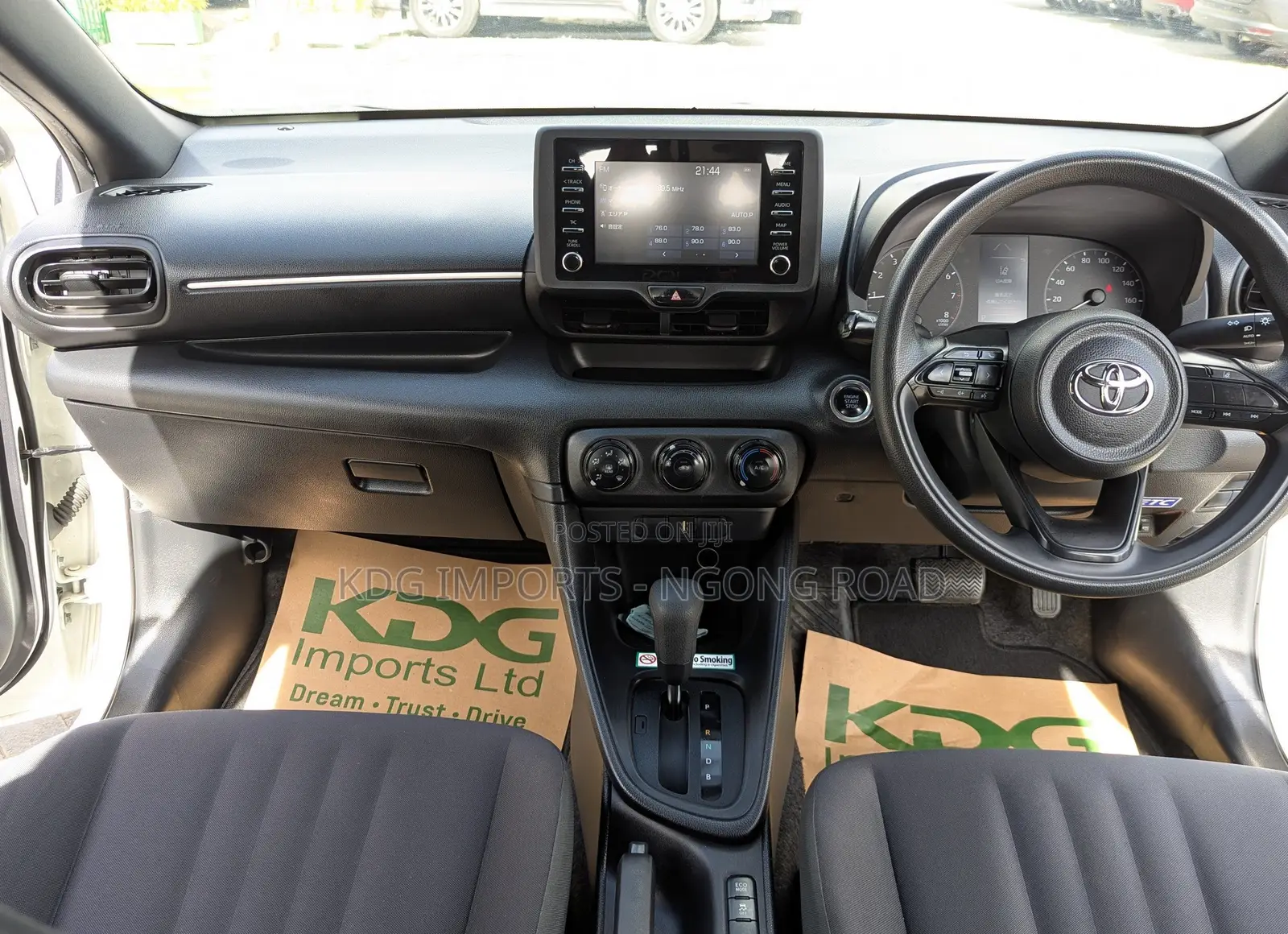 Toyota Yaris 2020 White