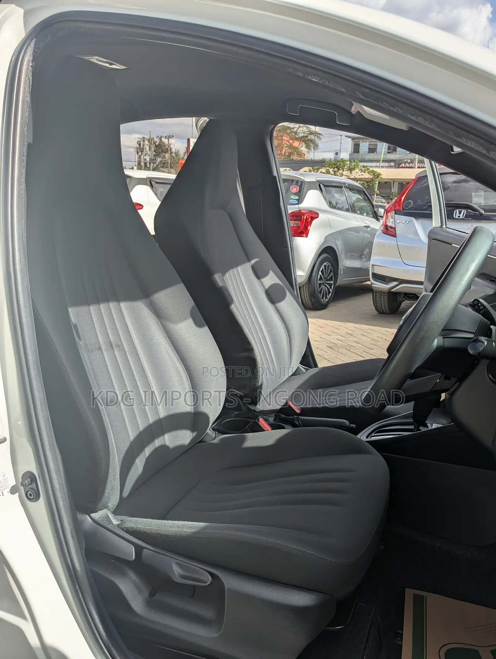Toyota Yaris 2020 White