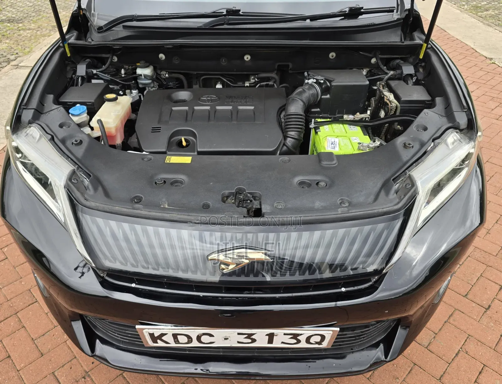 Toyota Harrier 2.0 2014 Black
