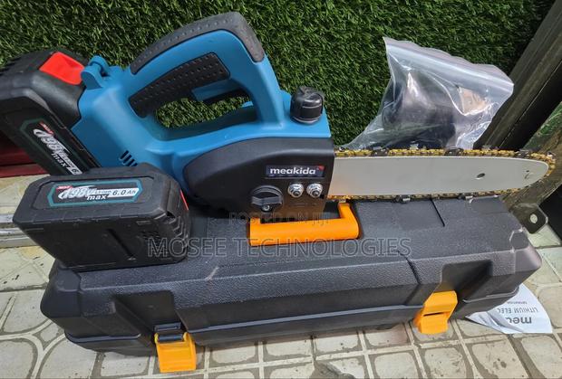 Meakida 12-Inch Cordless Chainsaw - main view