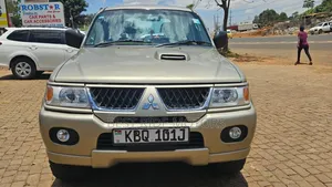 Mitsubishi Shogun 3.2 Di-Dc GLS 2010 Beige
