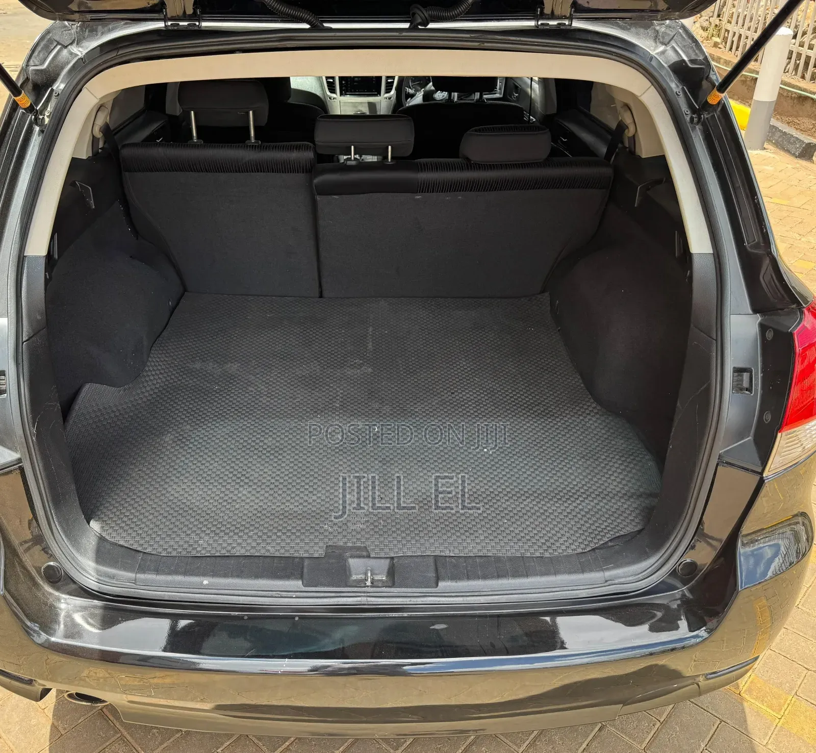 Subaru Legacy 2012 Black