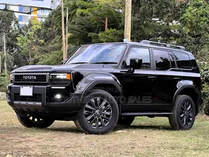 Toyota Land Cruiser Prado 2.8 2024 Black