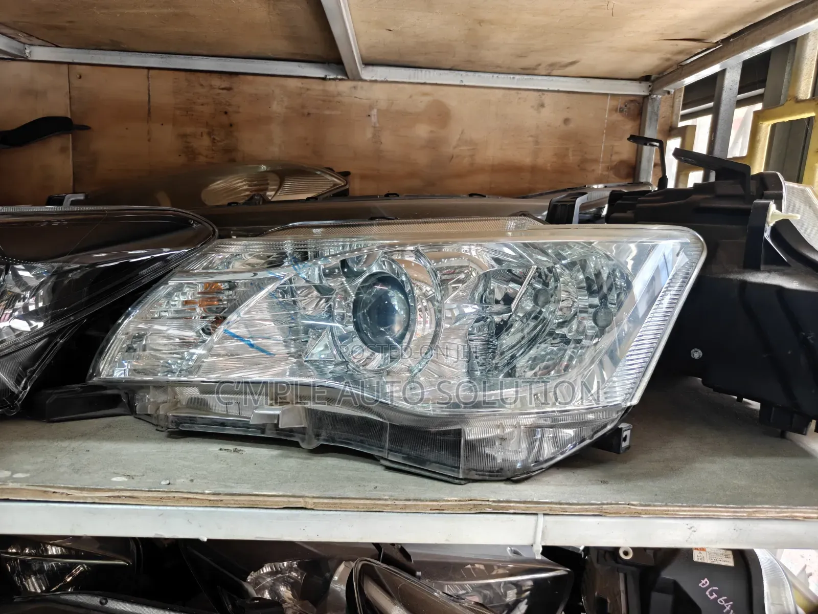 Toyota Fielder/Axio 161 2012/2014 Model Xenon Headlight