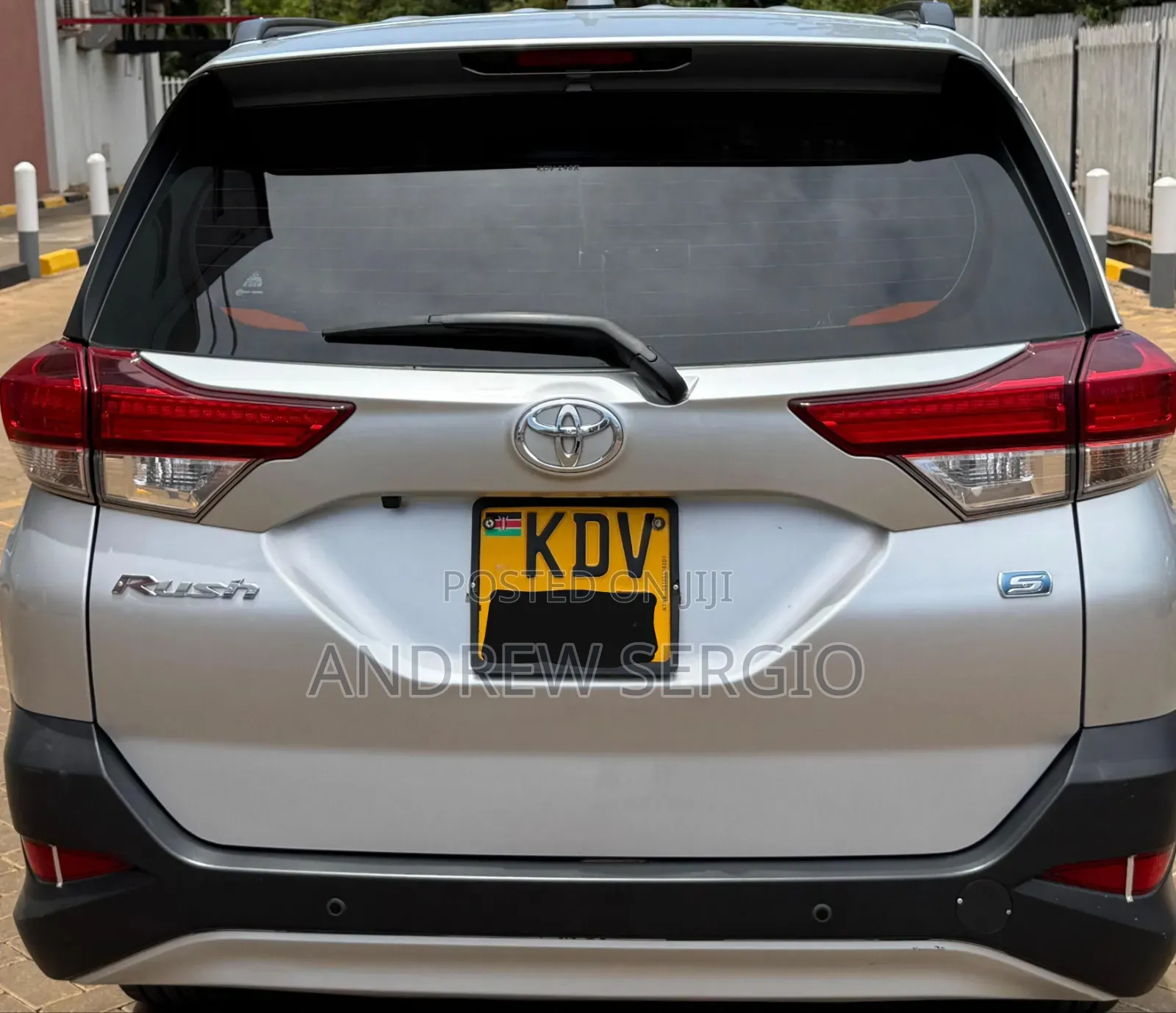 Toyota Rush 2018 Silver