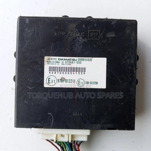 Toyota bB 2007 Control Unit - main view