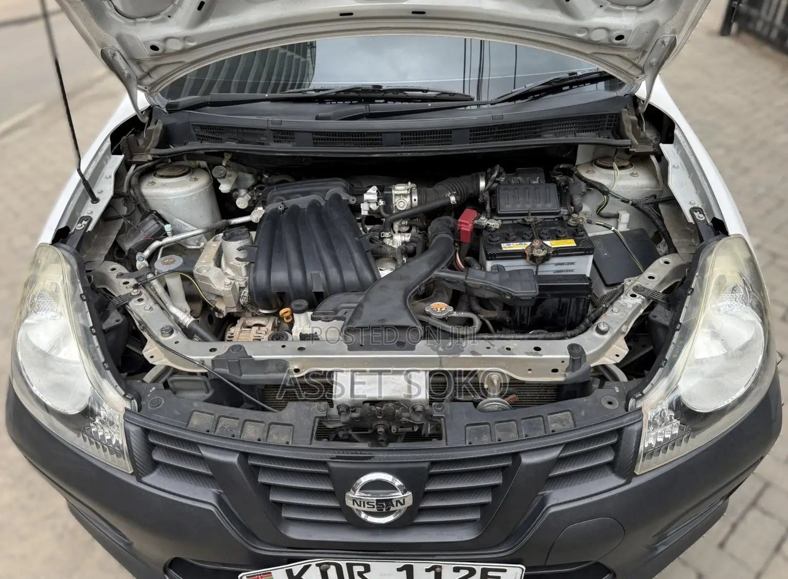 Nissan Advan 2017 White